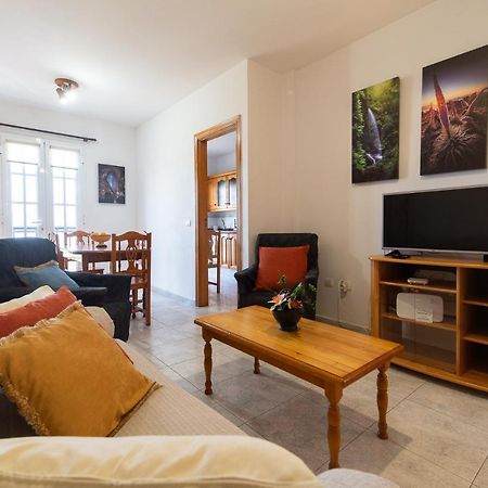 Apartamentos Leomar II Los Llanos De Aridane Exterior photo